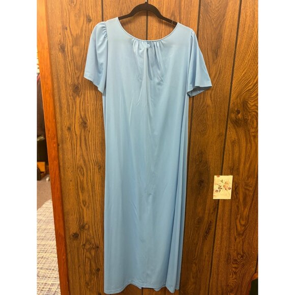 Ladies XL Blue Embroidered Nightgown By NOLB - Picture 2 of 3